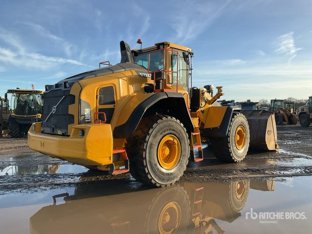 2020 Volvo L180H Wheel Loader - Gumikerekes homlokrakodó: 3 kép. 2020 Volvo L180H Wheel Loader - Gumikerekes homlokrakodó: 3 kép.