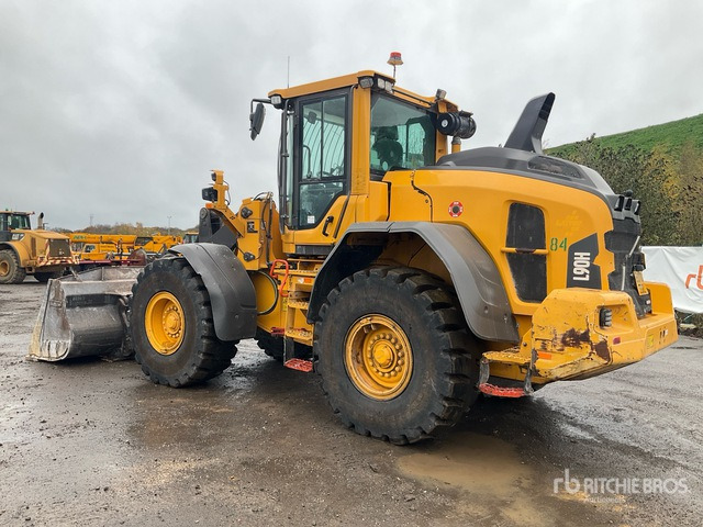 2020 Volvo L90H Wheel Loader - Gumikerekes homlokrakodó: 4 kép. 2020 Volvo L90H Wheel Loader - Gumikerekes homlokrakodó: 4 kép.