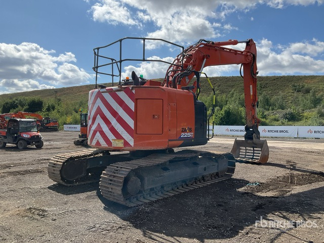 2021 Hitachi ZX225USLC-6 Tracked Excavator - Lánctalpas kotró: 3 kép. 2021 Hitachi ZX225USLC-6 Tracked Excavator - Lánctalpas kotró: 3 kép.