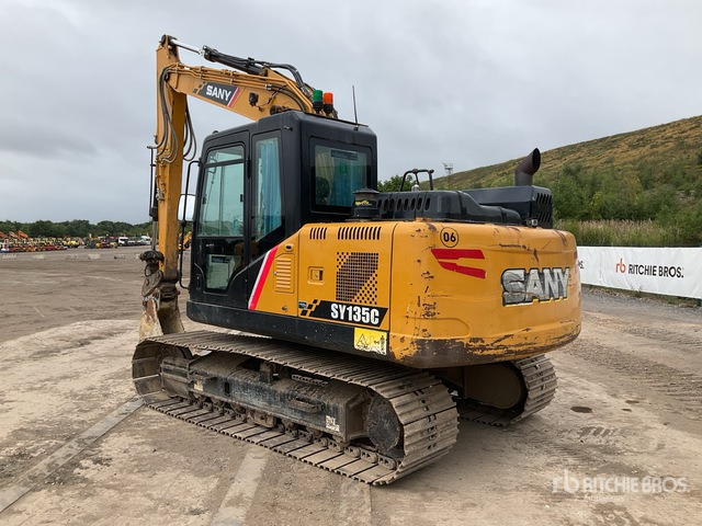 2021 Sany SY135C Tracked Excavator - Lánctalpas kotró: 3 kép. 2021 Sany SY135C Tracked Excavator - Lánctalpas kotró: 3 kép.