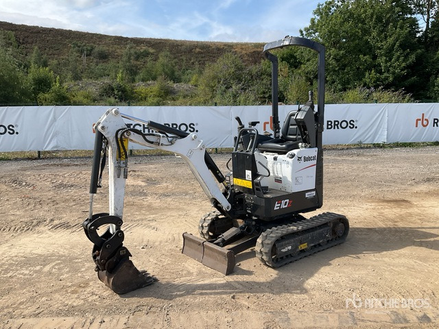 2022 Bobcat E10Z Mini Excavator: <6.6t - Minikotró: 1 kép. 2022 Bobcat E10Z Mini Excavator: <6.6t - Minikotró: 1 kép.