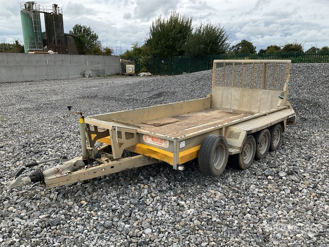 2022 Brian James Tri/A Plant Trailer - Gépszállító utánfutó: 1 kép. 2022 Brian James Tri/A Plant Trailer - Gépszállító utánfutó: 1 kép.