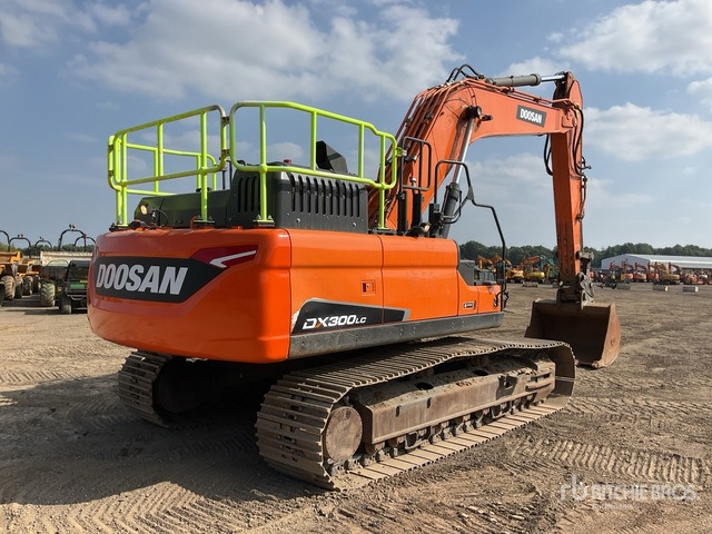 2022 Doosan DX300LC-7 Tracked Excavator - Lánctalpas kotró: 4 kép. 2022 Doosan DX300LC-7 Tracked Excavator - Lánctalpas kotró: 4 kép.