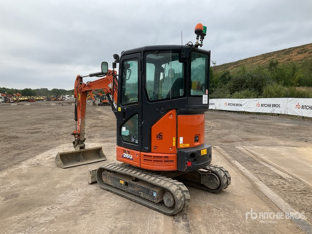 2022 Hitachi ZX26U-6 CLR Mini Excavator: <6.6t - Minikotró: 4 kép. 2022 Hitachi ZX26U-6 CLR Mini Excavator: <6.6t - Minikotró: 4 kép.
