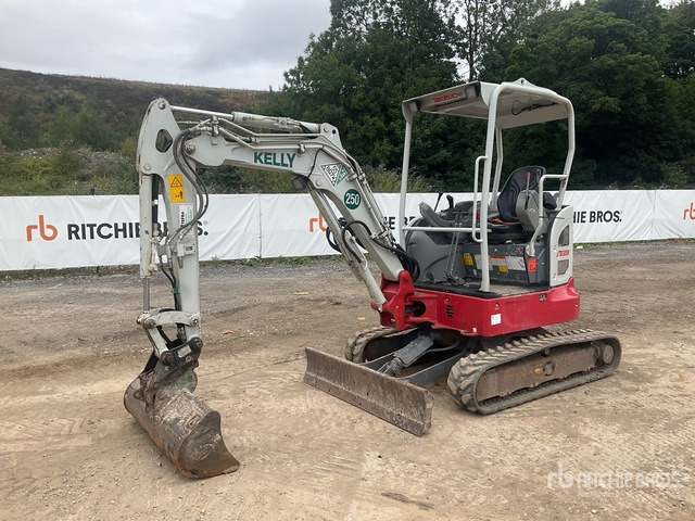 2022 Takeuchi TB325R Mini Excavator: <6.6t - Minikotró: 4 kép. 2022 Takeuchi TB325R Mini Excavator: <6.6t - Minikotró: 4 kép.