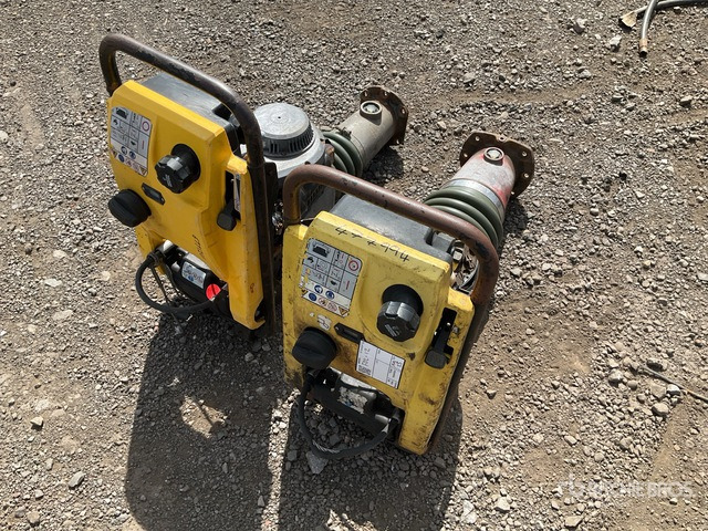 Wacker Neuson BS50-2 Jumping Jack Tamper - Döngölőgép: 1 kép. Wacker Neuson BS50-2 Jumping Jack Tamper - Döngölőgép: 1 kép.