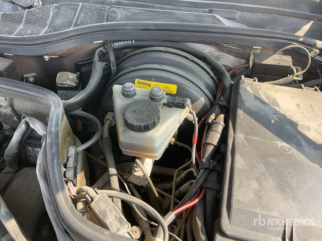 1989 Mercedes-Benz 560SEL Classic Car - Autó: 4 kép. 1989 Mercedes-Benz 560SEL Classic Car - Autó: 4 kép.