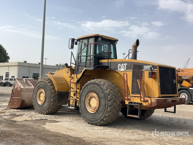 2003 Cat 980G Series II - Gumikerekes homlokrakodó: 4 kép. 2003 Cat 980G Series II - Gumikerekes homlokrakodó: 4 kép.