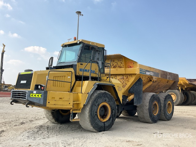 2005 Komatsu HM400-1 Articulated Dump Truck - Csuklós dömper: 1 kép. 2005 Komatsu HM400-1 Articulated Dump Truck - Csuklós dömper: 1 kép.