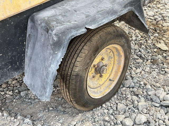 2006 Atlas Copco XA186DD Mobile Air Compressor - Légkompresszor: 5 kép. 2006 Atlas Copco XA186DD Mobile Air Compressor - Légkompresszor: 5 kép.