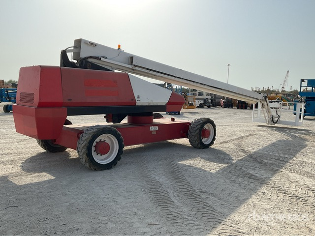 2006 Snorkel TB85J 4WD Diesel Telescopic Boom Lift - Teleszkópos emelő: 4 kép. 2006 Snorkel TB85J 4WD Diesel Telescopic Boom Lift - Teleszkópos emelő: 4 kép.