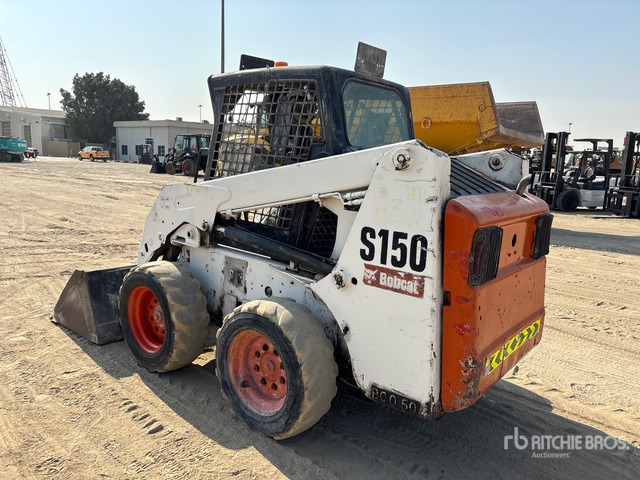 2007 Bobcat S150 Skid Steer Loader - Mini homlokrakodó: 2 kép. 2007 Bobcat S150 Skid Steer Loader - Mini homlokrakodó: 2 kép.