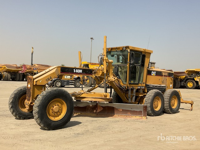 2007 Cat 140H - Gréder: 2 kép. 2007 Cat 140H - Gréder: 2 kép.