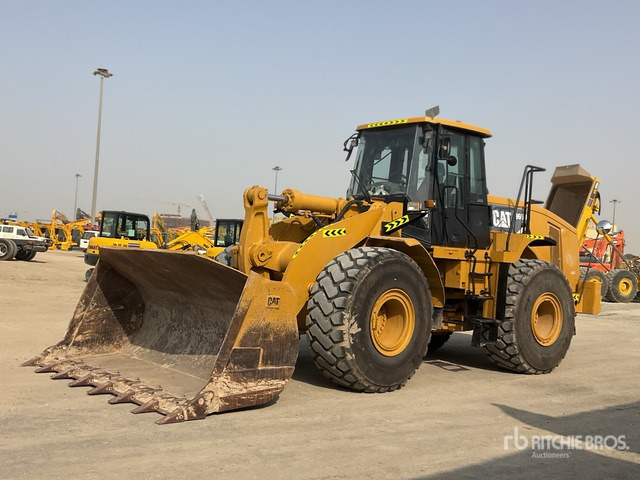 2007 Cat 966H - Gumikerekes homlokrakodó: 1 kép. 2007 Cat 966H - Gumikerekes homlokrakodó: 1 kép.