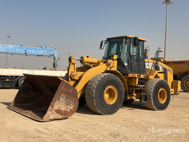 2007 Cat 972H Wheel Loader - Gumikerekes homlokrakodó: 1 kép. 2007 Cat 972H Wheel Loader - Gumikerekes homlokrakodó: 1 kép.