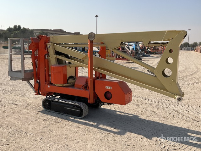2007 Teupen Leo 15 GT Crawler Electric Articulating Boom Lift - Személyemelő: 2 kép. 2007 Teupen Leo 15 GT Crawler Electric Articulating Boom Lift - Személyemelő: 2 kép.