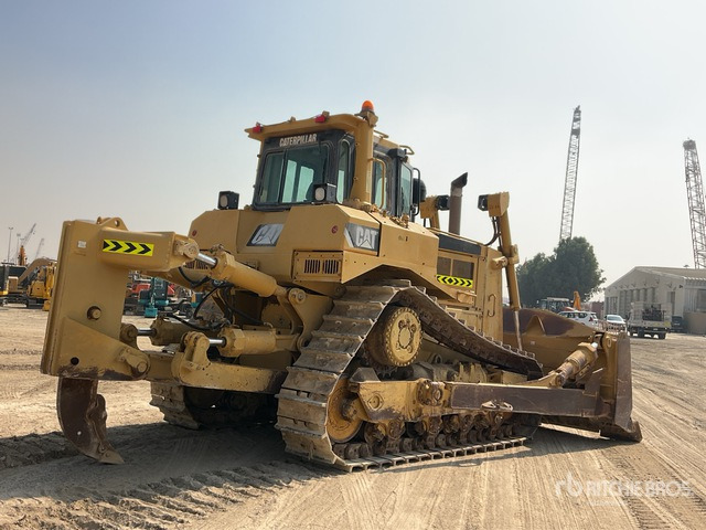 2008 Cat D8R Crawler Dozer - Buldózer: 3 kép. 2008 Cat D8R Crawler Dozer - Buldózer: 3 kép.