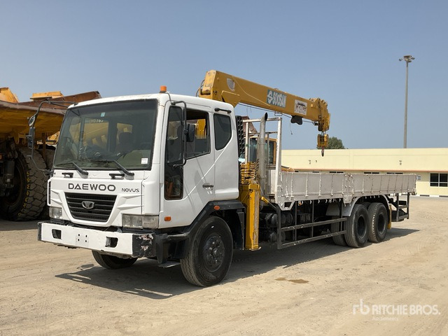 2008 Daewoo Novus K9A6F Soosan SCS746L Straight Boom on 6x4 Boom Truck - Légkompresszor: 1 kép. 2008 Daewoo Novus K9A6F Soosan SCS746L Straight Boom on 6x4 Boom Truck - Légkompresszor: 1 kép.