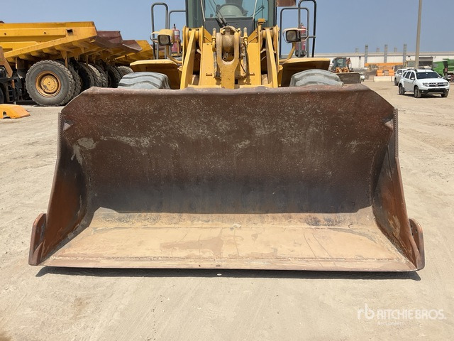 2008 Hyundai HL760-7A - Gumikerekes homlokrakodó: 5 kép. 2008 Hyundai HL760-7A - Gumikerekes homlokrakodó: 5 kép.