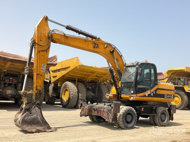 2008 JCB JS175 - Gumikerekes kotró: 2 kép. 2008 JCB JS175 - Gumikerekes kotró: 2 kép.