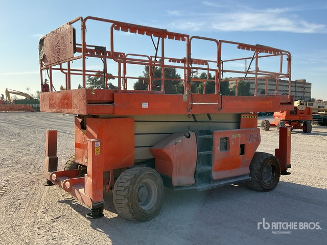 2008 JLG 4394RT 4x4 Diesel Scissor Lift - Ollós emelő: 1 kép. 2008 JLG 4394RT 4x4 Diesel Scissor Lift - Ollós emelő: 1 kép.