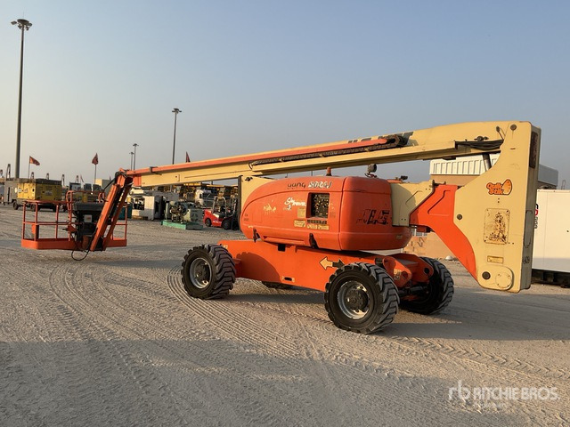 2008 JLG 800AJ 4WD Diesel Articulating Boom Lift - Személyemelő: 5 kép. 2008 JLG 800AJ 4WD Diesel Articulating Boom Lift - Személyemelő: 5 kép.