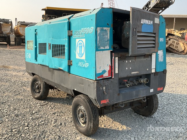 2011 Airman PDS750S Mobile Air Compressor - Légkompresszor: 2 kép. 2011 Airman PDS750S Mobile Air Compressor - Légkompresszor: 2 kép.