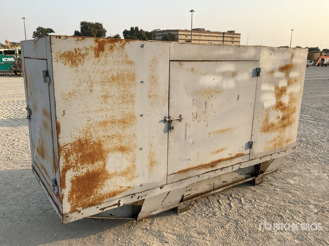 2011 Cummins JCS-200-5 200 kVA Skid-Mounted (Inoperable) Generator Set - Áramfejlesztő: 3 kép. 2011 Cummins JCS-200-5 200 kVA Skid-Mounted (Inoperable) Generator Set - Áramfejlesztő: 3 kép.