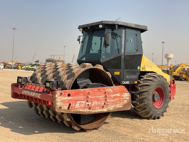 2011 Dynapac CA302PD Smooth Drum Compactor - Talajtömörítő: 2 kép. 2011 Dynapac CA302PD Smooth Drum Compactor - Talajtömörítő: 2 kép.