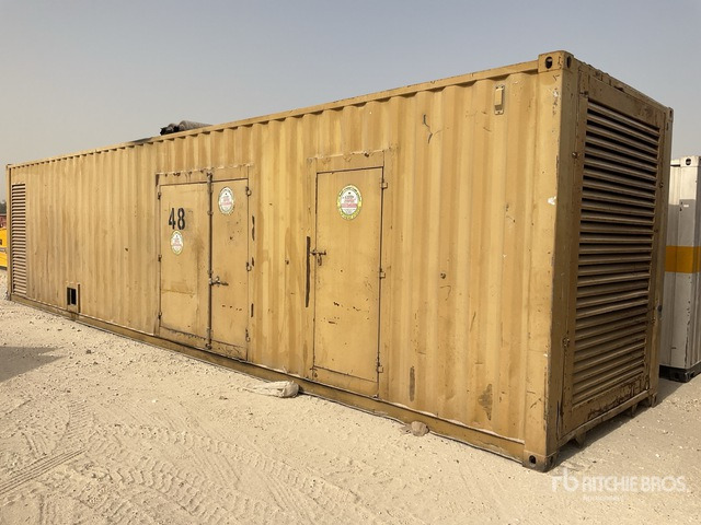 2011 Perkins 1000 kVA Containerized Generator Set - Áramfejlesztő: 3 kép. 2011 Perkins 1000 kVA Containerized Generator Set - Áramfejlesztő: 3 kép.