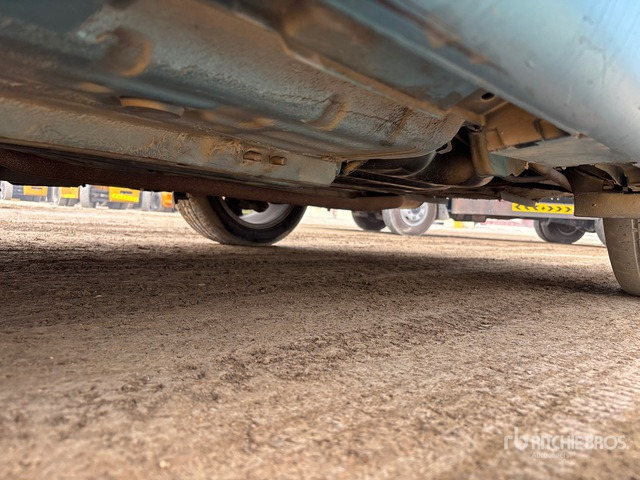 2011 Toyota Camry Automobile - Autó: 5 kép. 2011 Toyota Camry Automobile - Autó: 5 kép.