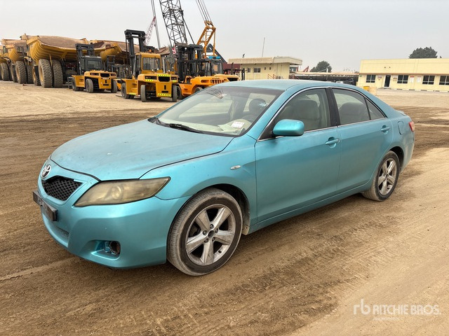2011 Toyota Camry Automobile - Autó: 1 kép. 2011 Toyota Camry Automobile - Autó: 1 kép.