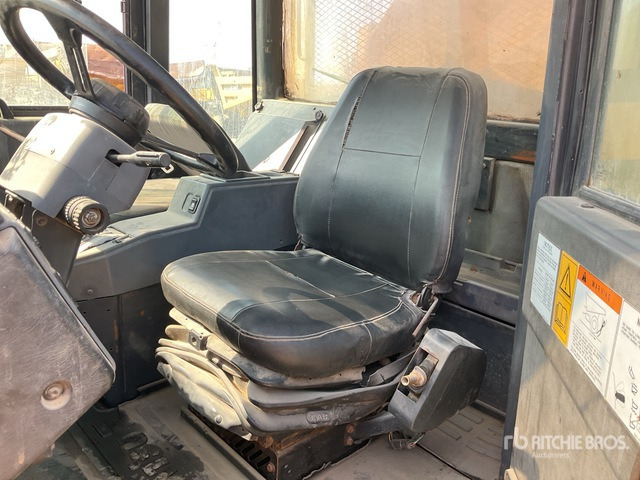 2012 Komatsu HM400-2R Articulated Dump Truck - Csuklós dömper: 5 kép. 2012 Komatsu HM400-2R Articulated Dump Truck - Csuklós dömper: 5 kép.