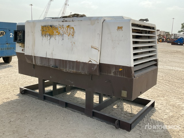 2014 Atlas Copco XATS800 Skid-Mounted Air Compressor - Légkompresszor: 3 kép. 2014 Atlas Copco XATS800 Skid-Mounted Air Compressor - Légkompresszor: 3 kép.
