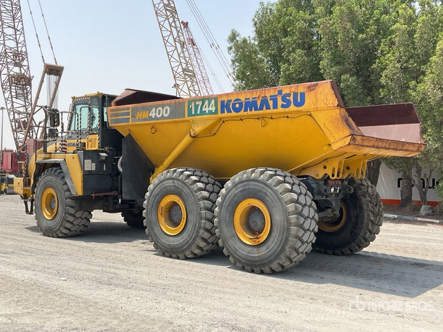 2014 Komatsu HM400-3 - Csuklós dömper: 4 kép. 2014 Komatsu HM400-3 - Csuklós dömper: 4 kép.