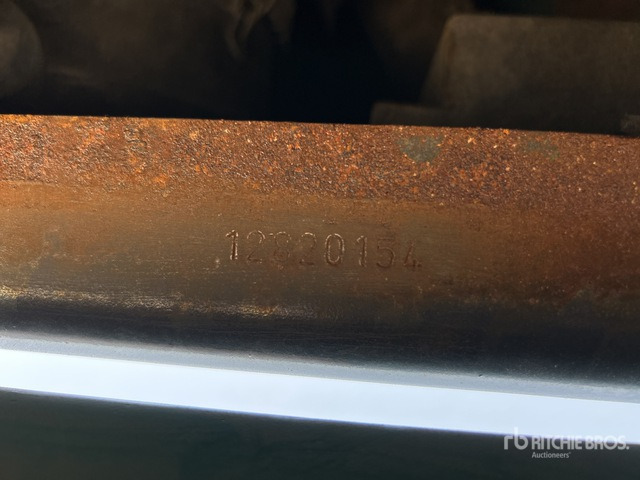 2014 Vogele Super 1800-2 Track Asphalt Paver - Útburkológép: 5 kép. 2014 Vogele Super 1800-2 Track Asphalt Paver - Útburkológép: 5 kép.