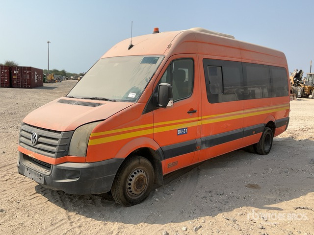 2014 Volkswagen Crafter 4x2 18-Seat Mini (Inoperable) Bus - Minibusz, Kisbusz: 2 kép. 2014 Volkswagen Crafter 4x2 18-Seat Mini (Inoperable) Bus - Minibusz, Kisbusz: 2 kép.
