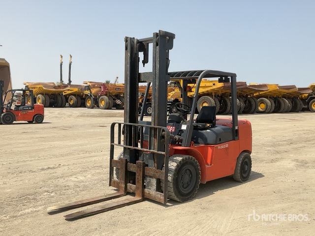 2015 CHL CPCD50 5 ton Forklift - Dízel targonca: 2 kép. 2015 CHL CPCD50 5 ton Forklift - Dízel targonca: 2 kép.