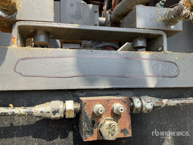 2015 Hitachi ZX870LCR-3 - Lánctalpas kotró: 4 kép. 2015 Hitachi ZX870LCR-3 - Lánctalpas kotró: 4 kép.