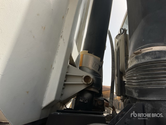2015 JAC HFC3314KR1 8x4 Twin-Steer Tri/A Dump Truck - Billenőplatós teherautó: 5 kép. 2015 JAC HFC3314KR1 8x4 Twin-Steer Tri/A Dump Truck - Billenőplatós teherautó: 5 kép.