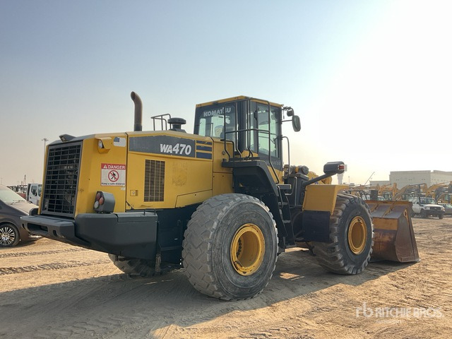 2015 Komatsu WA470-7 Wheel Loader - Gumikerekes homlokrakodó: 3 kép. 2015 Komatsu WA470-7 Wheel Loader - Gumikerekes homlokrakodó: 3 kép.