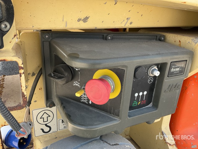 2016 JLG 1930 ES Electric Scissor Lift - Ollós emelő: 5 kép. 2016 JLG 1930 ES Electric Scissor Lift - Ollós emelő: 5 kép.