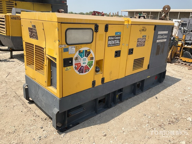 2017 Atlas Copco QAS150 150 kVA Skid-Mounted Generator Set - Áramfejlesztő: 2 kép. 2017 Atlas Copco QAS150 150 kVA Skid-Mounted Generator Set - Áramfejlesztő: 2 kép.