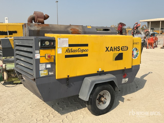 2017 Atlas Copco XAHS186 Mobile Air Compressor - Légkompresszor: 3 kép. 2017 Atlas Copco XAHS186 Mobile Air Compressor - Légkompresszor: 3 kép.
