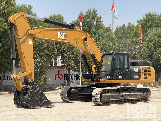 2017 Cat 336D2 L - Lánctalpas kotró: 2 kép. 2017 Cat 336D2 L - Lánctalpas kotró: 2 kép.