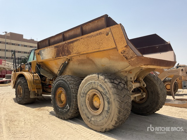 2017 Cat 745C (Inoperable) Articulated Dump Truck - Csuklós dömper: 3 kép. 2017 Cat 745C (Inoperable) Articulated Dump Truck - Csuklós dömper: 3 kép.