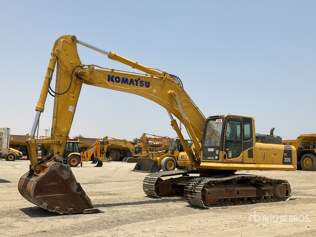 2017 Komatsu PC300-8M0 Tracked Excavator - Lánctalpas kotró: 1 kép. 2017 Komatsu PC300-8M0 Tracked Excavator - Lánctalpas kotró: 1 kép.