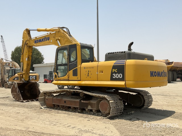 2017 Komatsu PC300-8M0 Tracked Excavator - Lánctalpas kotró: 4 kép. 2017 Komatsu PC300-8M0 Tracked Excavator - Lánctalpas kotró: 4 kép.