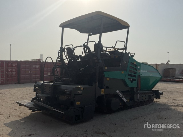 2017 Vogele Super 1400 Track Asphalt Paver - Útburkológép: 4 kép. 2017 Vogele Super 1400 Track Asphalt Paver - Útburkológép: 4 kép.