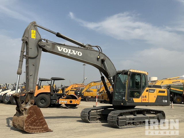 2017 Volvo EC210D - Lánctalpas kotró: 1 kép. 2017 Volvo EC210D - Lánctalpas kotró: 1 kép.